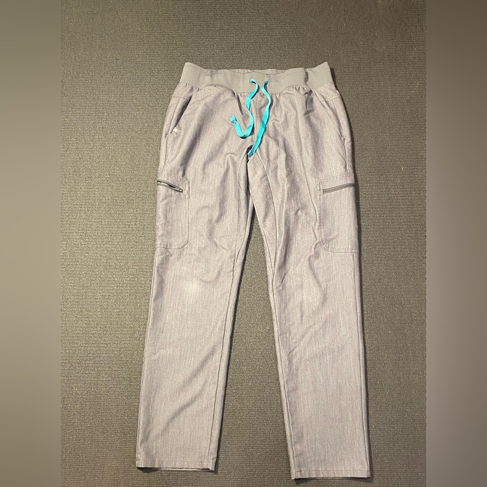 Figs Scrub Pants Womens Medium Kuaro Cargo W20SW2034 Nurse Graphite Gray‎